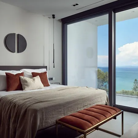 别墅 Magnificent Zakynthos Ritz Regalia 5 Bedrooms Spectacular Sea Views 阿凯松